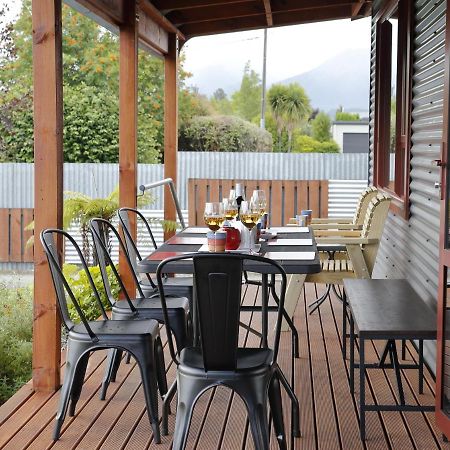 Mokonui Cottage - Te Anau Holiday Home Buitenkant foto