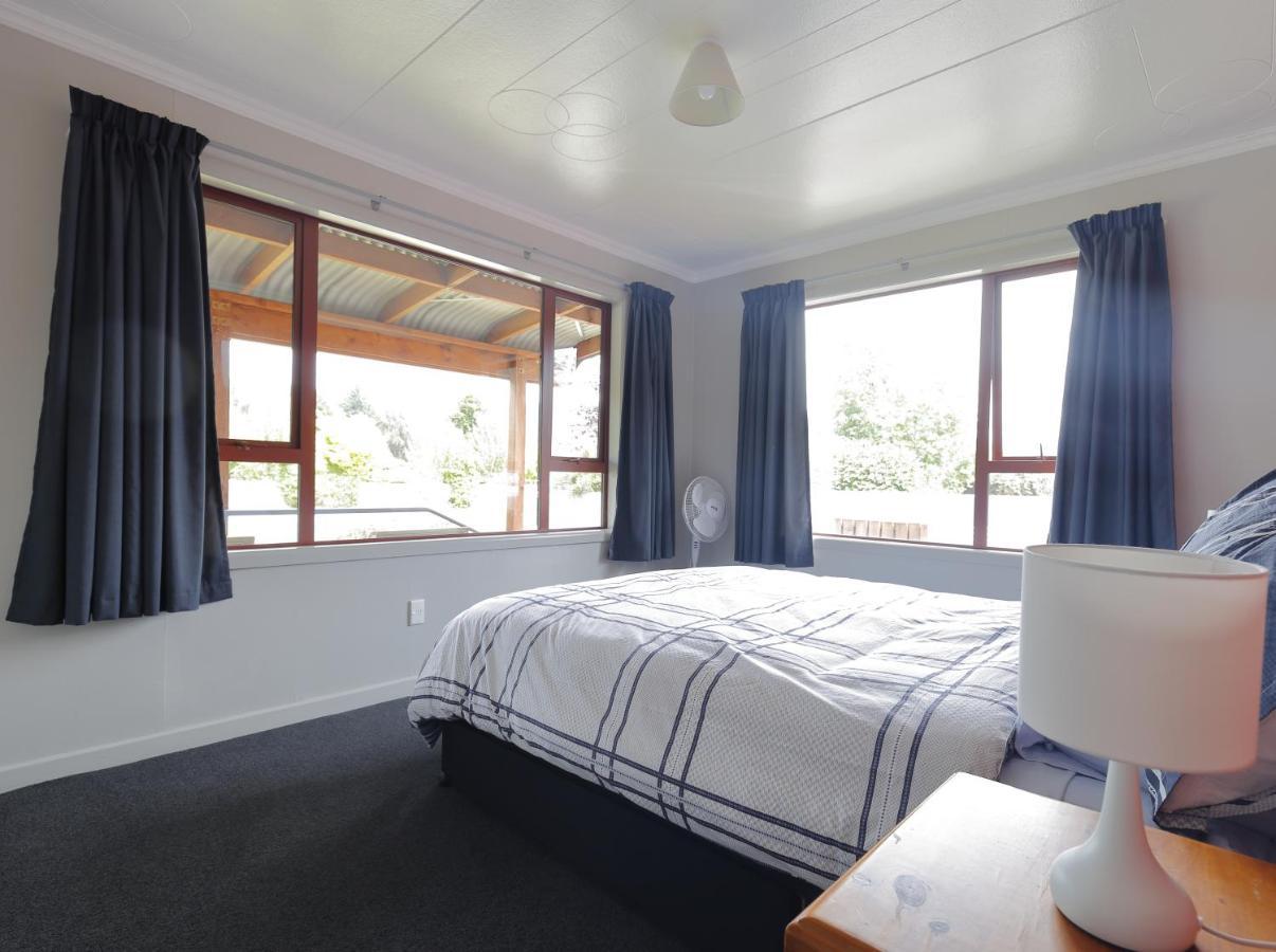 Mokonui Cottage - Te Anau Holiday Home Buitenkant foto